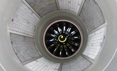 図3.3 ファン前方に取り付けた吸音ライナ